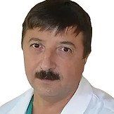 Врач Гулиев Тахир Теймур-оглы