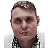 Врач Толстов Виктор Александрович